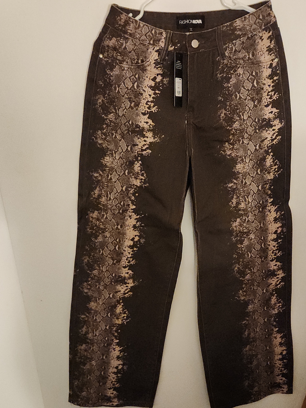 Fashion Nova Women’s Brown Snake-Print Wide Leg Jeans